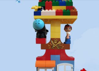 Torre Lego Duplo
