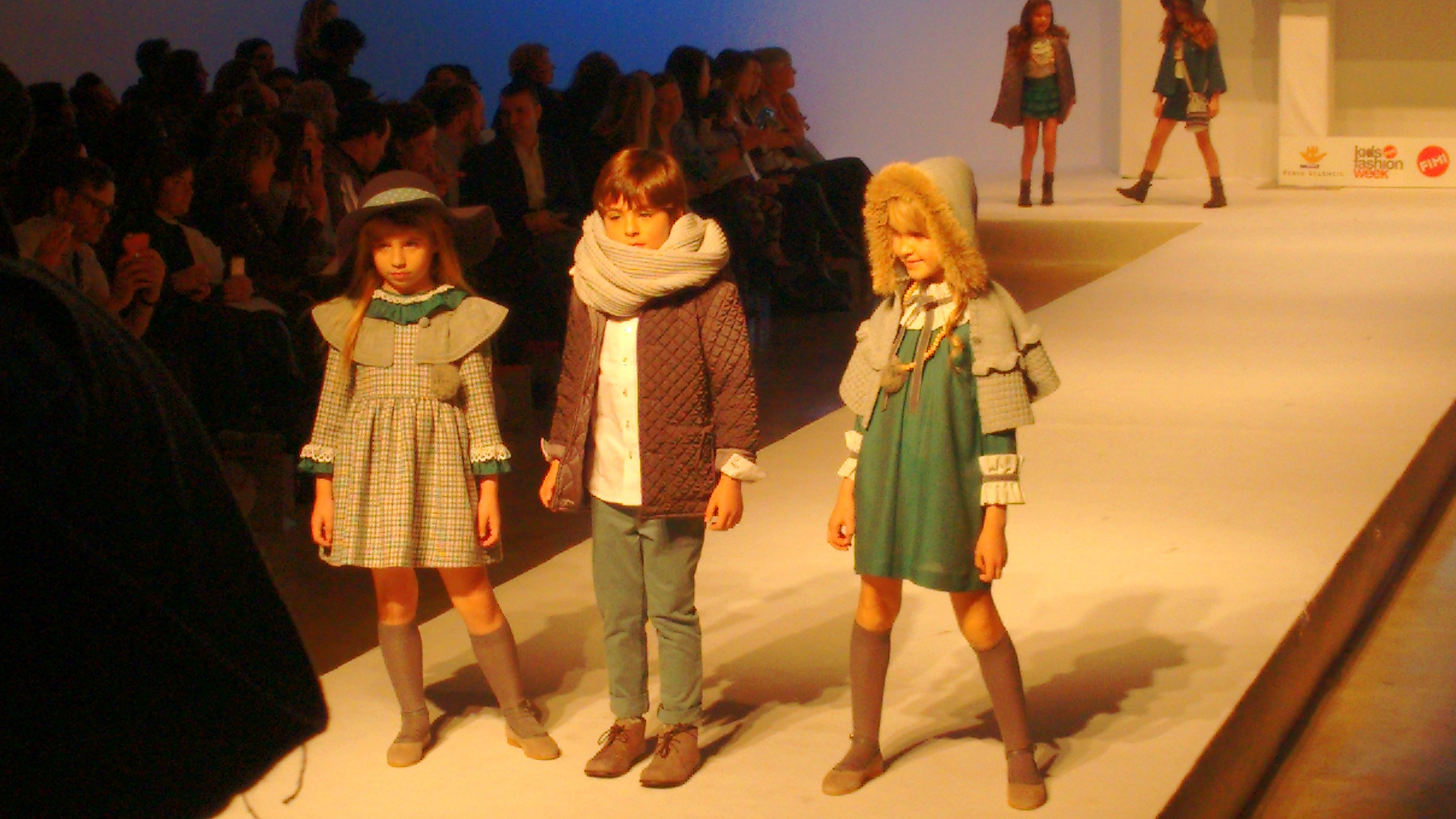 Foque moda infantil otoño invierno 2016